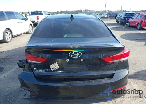 2018 Hyundai Elantra Value Edition z USA, uszkodzony, nr VIN 5NPD84LF3JH262598